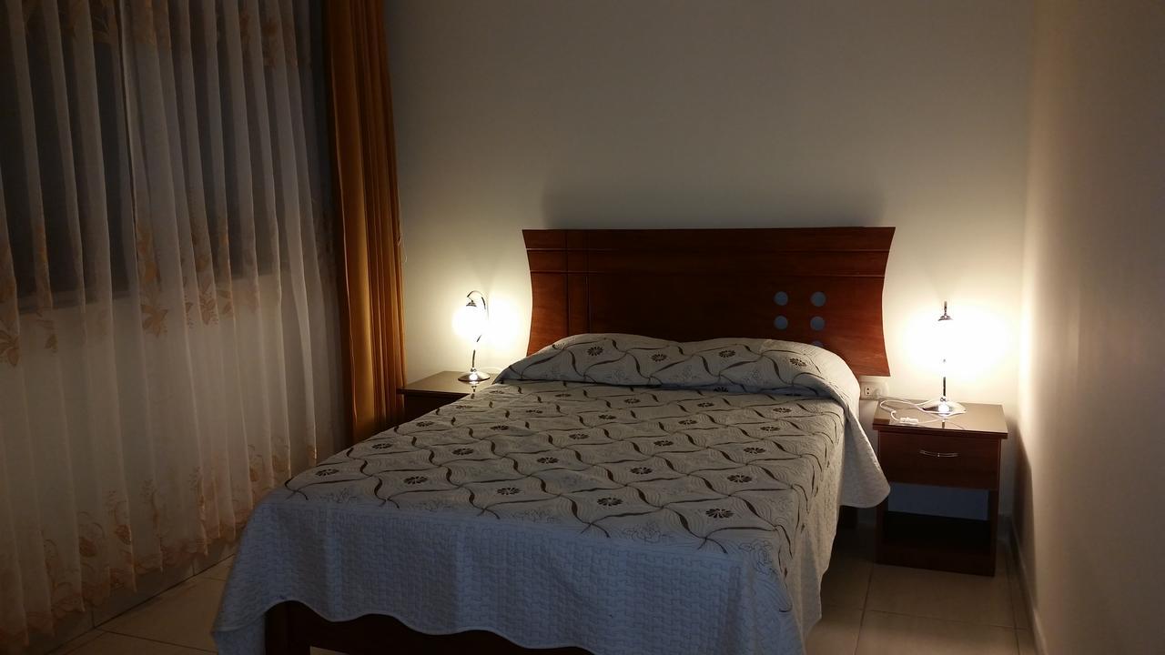 El Parque Hotel Andahuaylas Bagian luar foto