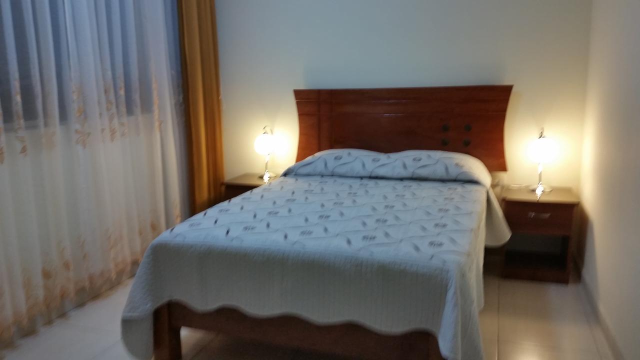 El Parque Hotel Andahuaylas Bagian luar foto
