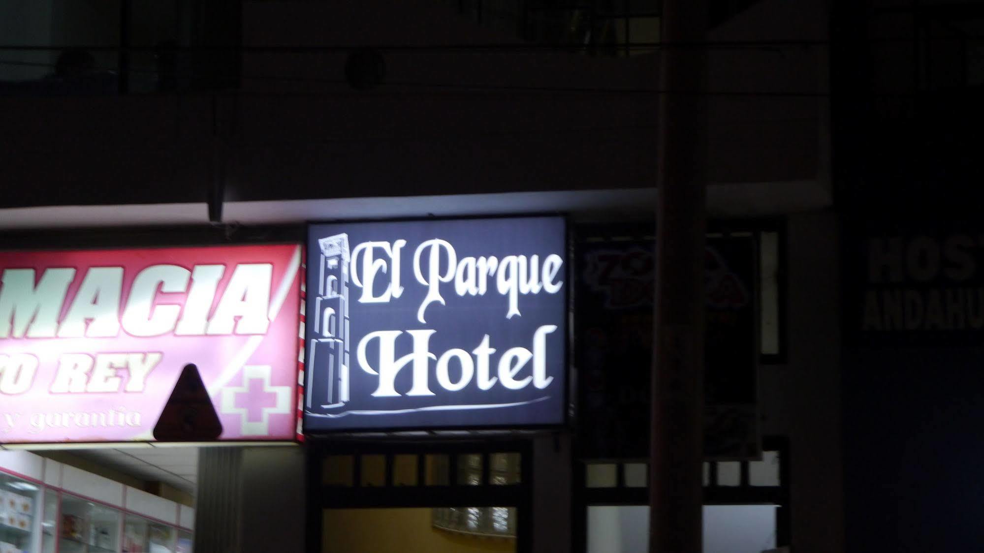 El Parque Hotel Andahuaylas Bagian luar foto